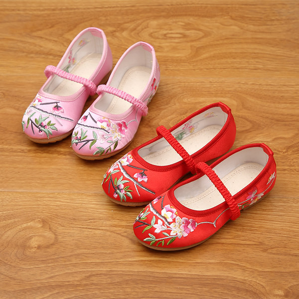 Νέο μοντέλο παιδικά παπούτσια με κεντήματα για κορίτσια