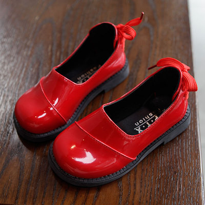 Παιδικά έκο δερμάτινα παπούτσια με επίπεδη σόλα και κορδέλα