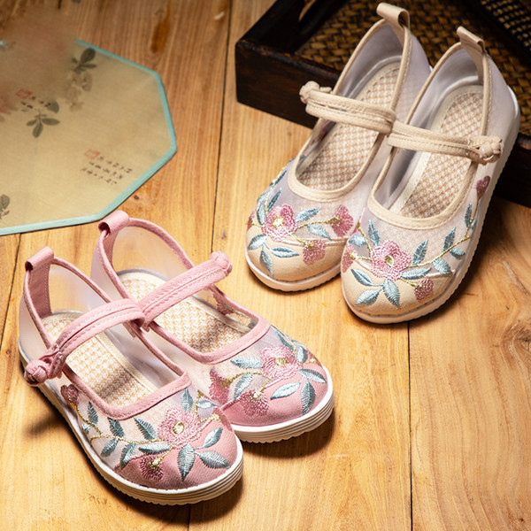 Νέο μοντέλο παιδικά παπούτσια με κεντήματα και επίπεδη σόλα για κορίτσια
