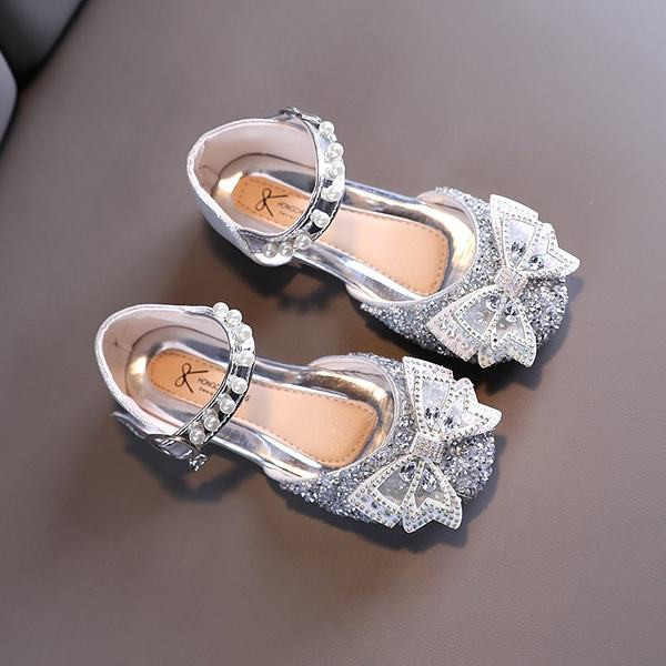 Särava efektiga ja pärlitega kingad tüdrukutele