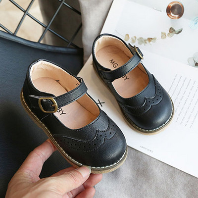 Pandlaga nahast lastejalatsid-tüdrukutele