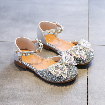 Moodsad särava efektiga kevad-suvised kingad tüdrukutele