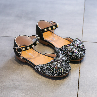 Moodsad särava efektiga kevad-suvised kingad tüdrukutele