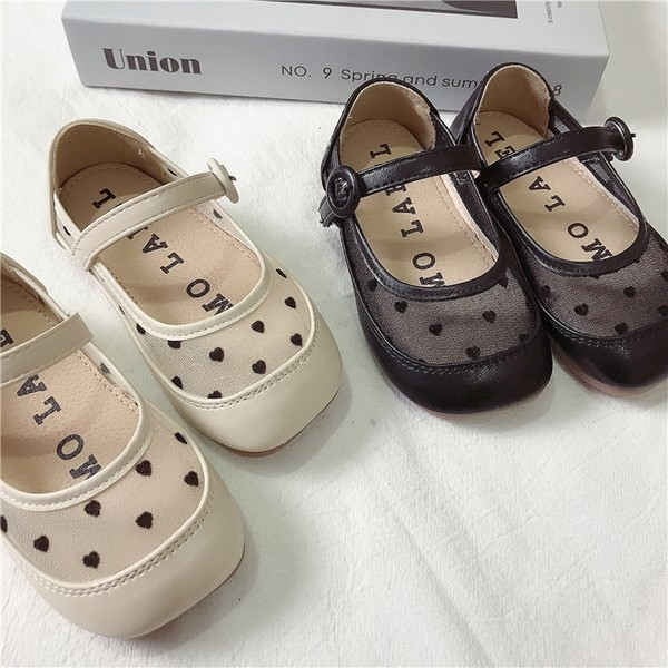 Παιδικά παπούτσια από οικολογικό δέρμα με διαφανές μέρος και βέλκρο