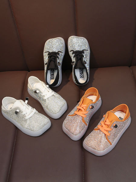 Ležerne dječje cipele s kamenčićima i vezicama