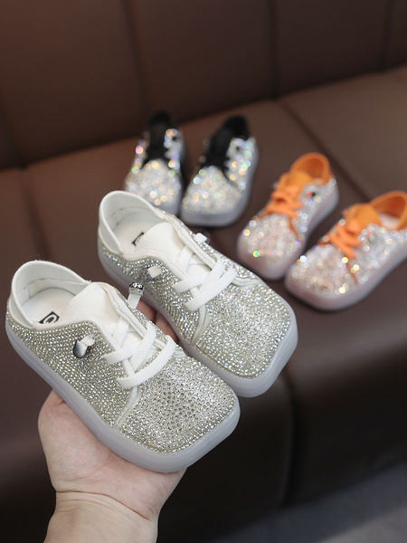 Ležerne dječje cipele s kamenčićima i vezicama