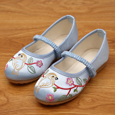 Vabaaja lastejalatsite tüüpi tikanditega sussid tüdrukutele