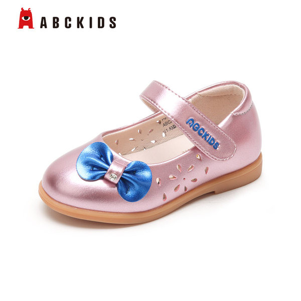 Casual στρογγυλά παπούτσια από διάτρητο οικολογικό δέρμα με κορδέλα