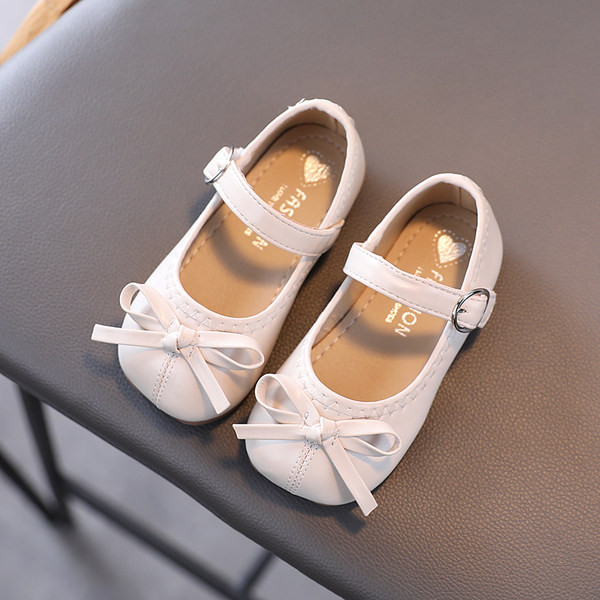 Μοντέρνα έκο δερμάτινα παπούτσια με κορδέλα - για κορίτσια