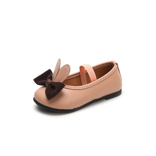 Uus mudel lastejalatsite tüüpi paela ja 3D elemendiga sussid