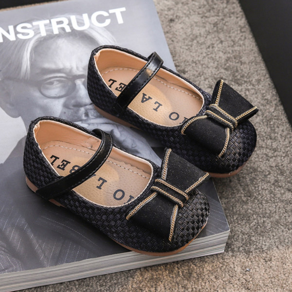 Aktuāli bērnu apavi ar lentīti meitenēm