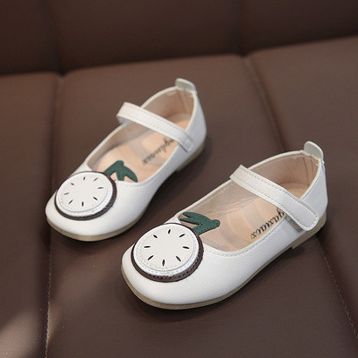 Casual παιδικά παπούτσια για κορίτσια με τρισδιάστατο στοιχείο