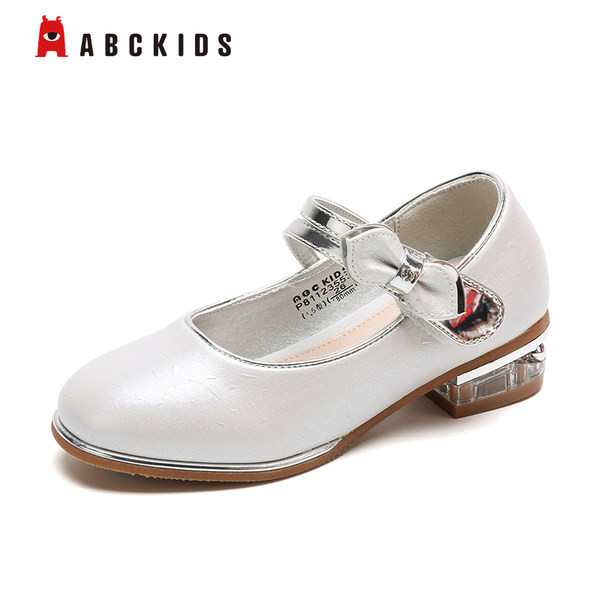 Laste ümarad läbipaistva kontsaga kingad