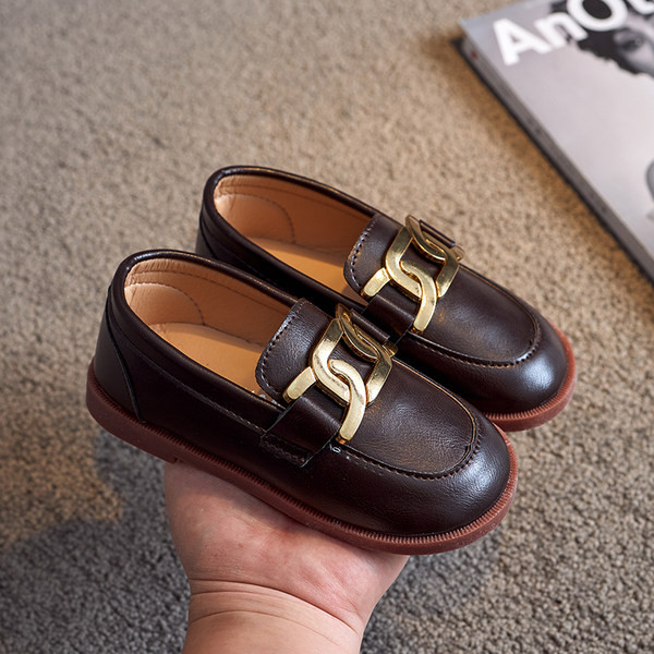 Metallist kaunistusega ökonahast lastejalatsid