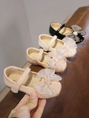 Lakknahast kingade uus mudel tekstiilpaelaga