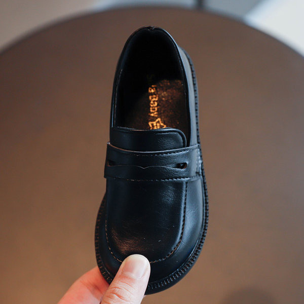 Παιδικά έκο δερμάτινα παπούτσια σε καφέ και μαύρο χρώμα