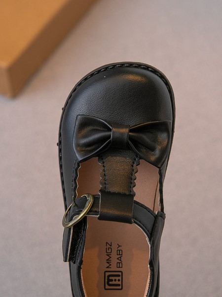 Ādas bērnu apavi ar lenti un sprādzi