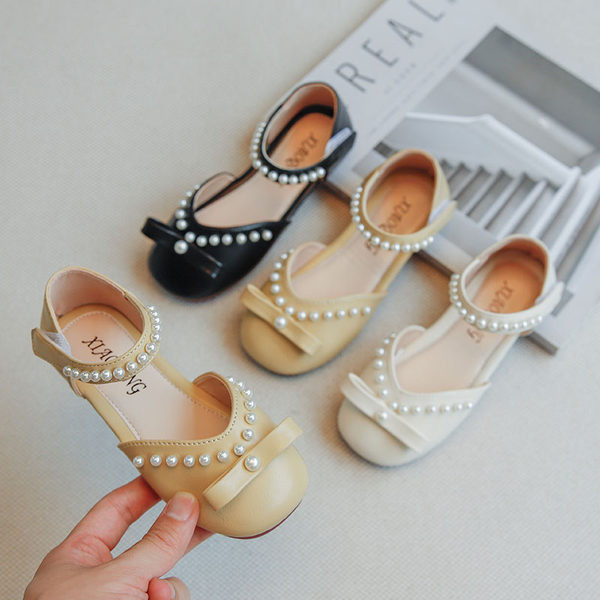 Μοντέρνα παιδικά παπούτσια από οικολογικό δέρμα με πέρλες για κορίτσια