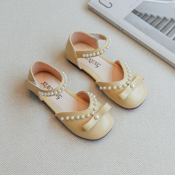 Μοντέρνα παιδικά παπούτσια από οικολογικό δέρμα με πέρλες για κορίτσια
