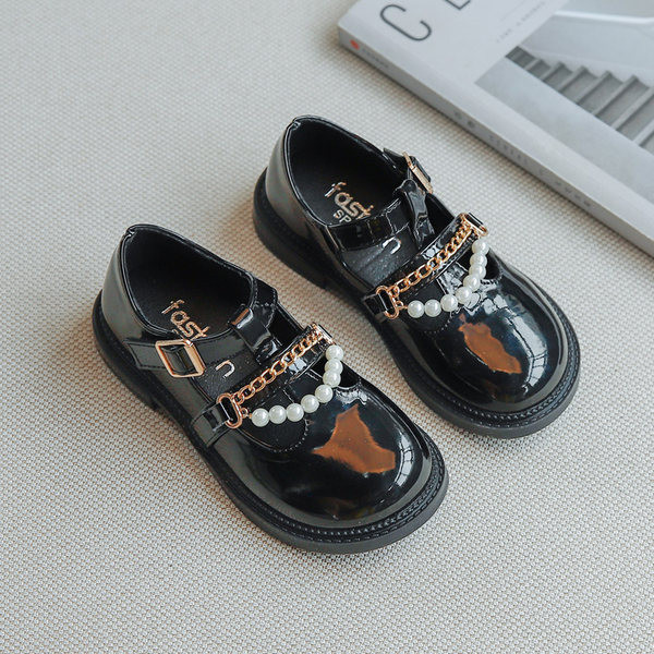 Νέο μοντέλο παιδικά παπούτσια με μεταλλική αλυσίδα και μαργαριτάρια για κορίτσια