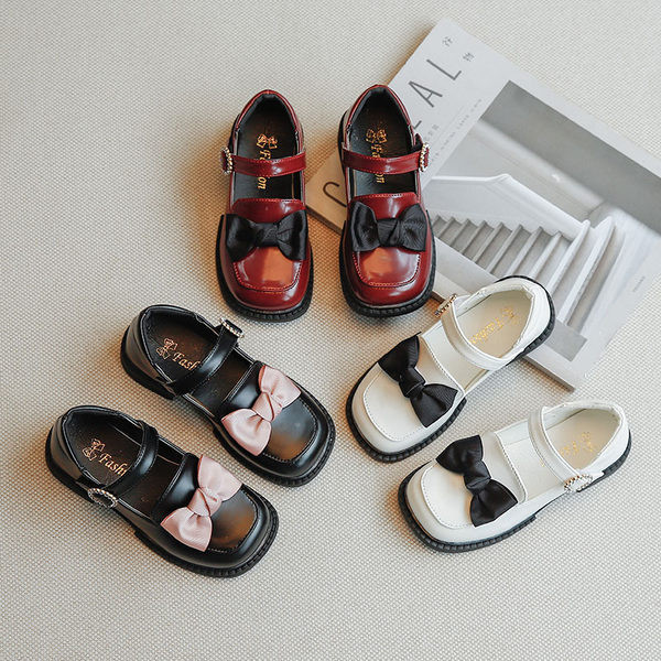 Mūsdienīgi bērnu apavi meitenēm no eko ādas ar lentīti