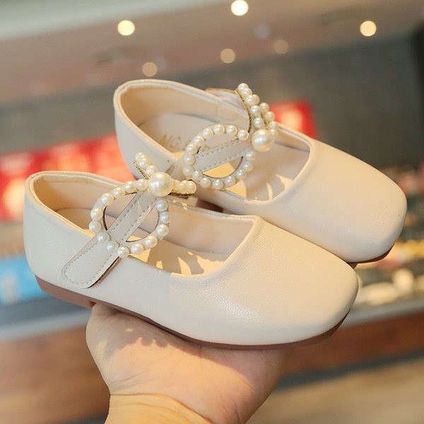 Dječje zatvorene sandale od eko kože sa perlicama