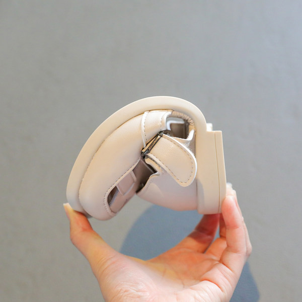 Ikdienas bērnu apavi no mākslīgās ādas divās krāsās