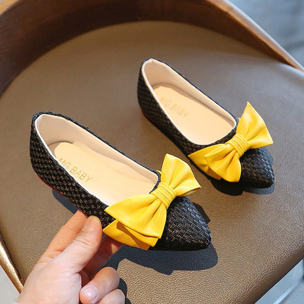 Bērnu smailas kurpes ar lentīti