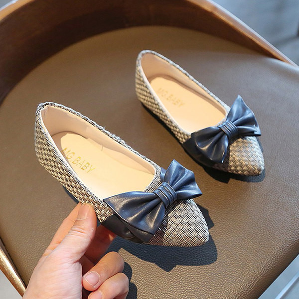 Bērnu smailas kurpes ar lentīti