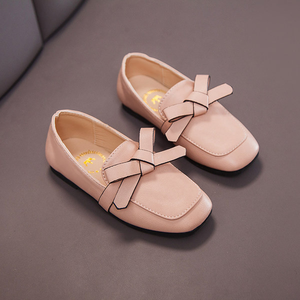 Παιδικά έκο δερμάτινα παπούτσια με επίπεδη σόλα και κορδέλα