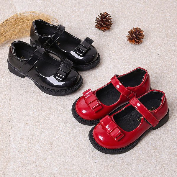 Uus mudel kinnised kingad Briti stiilis paela ja takjakinnitusega