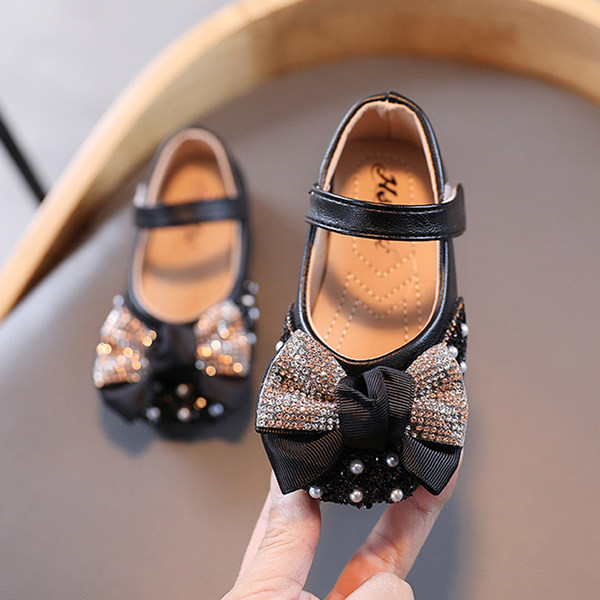 Öko-nahast paelaga lastejalatsid