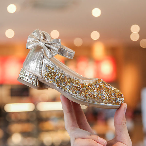Ανοιξιάτικα γυαλιστερά παπούτσια για κορίτσια με κορδέλα