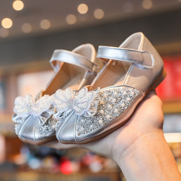 Uus pärlite ja paelaga kevadkingad