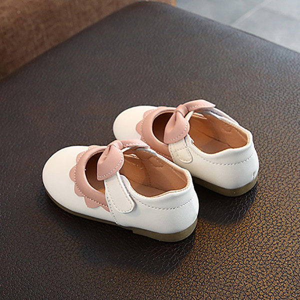 Ikdienas bērnu apavi ar plakanu zoli un lenti