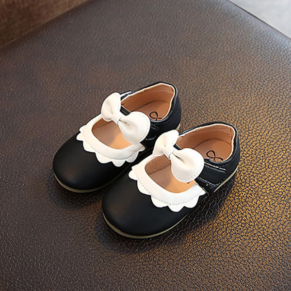 Ikdienas bērnu apavi ar plakanu zoli un lenti