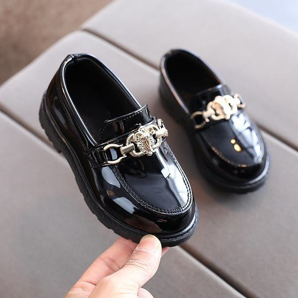 Meiteņu ādas apavi ar metāla elementu