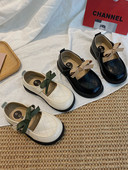 Kahes värvitoonis paelaga laste vabaajajalatsid