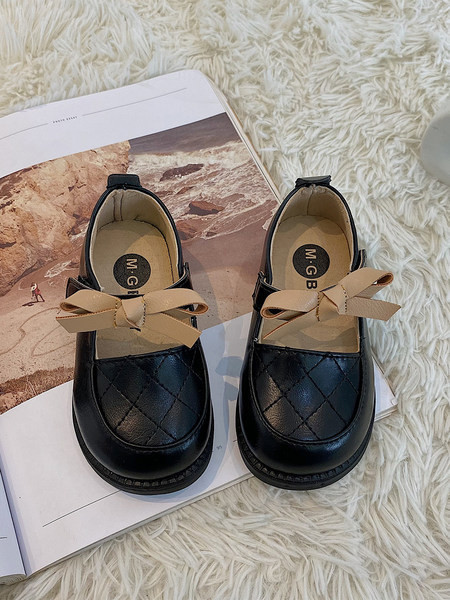 Kahes värvitoonis paelaga laste vabaajajalatsid