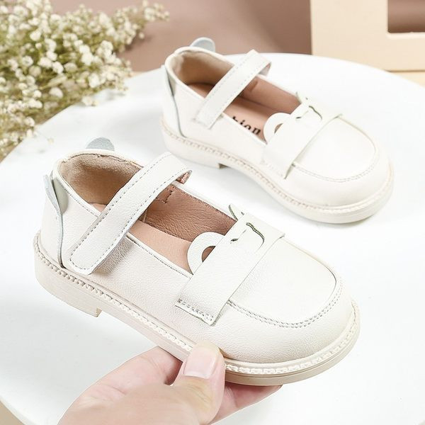 Laste nahast vabaajajalatsid takjakinnitusega