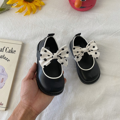 Uus mudel kahes värvitoonis paeltega laste vabaajajalatsid