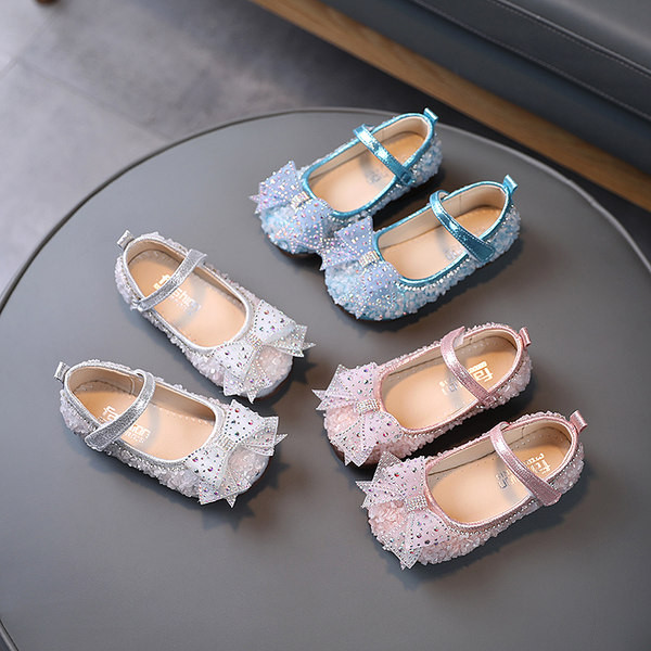 Ikdienas bērnu apavi ar lenti un akmentiņiem