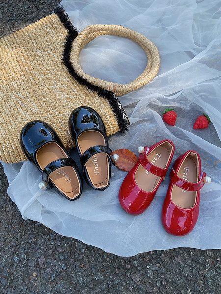 Dječje casual kožne cipele u crnoj i crvenoj boji