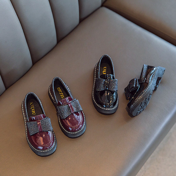 Jauns bērnu lakādas apavu modelis ar lentīti meitenēm