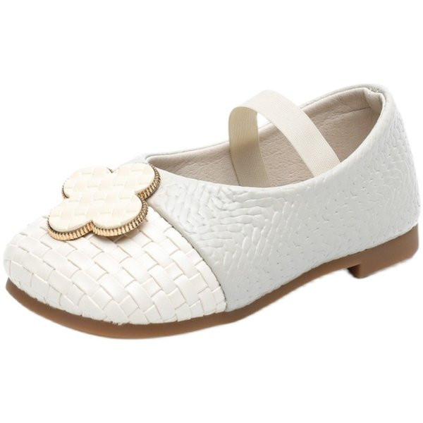 Metallelemendiga laste vabaajajalatsid