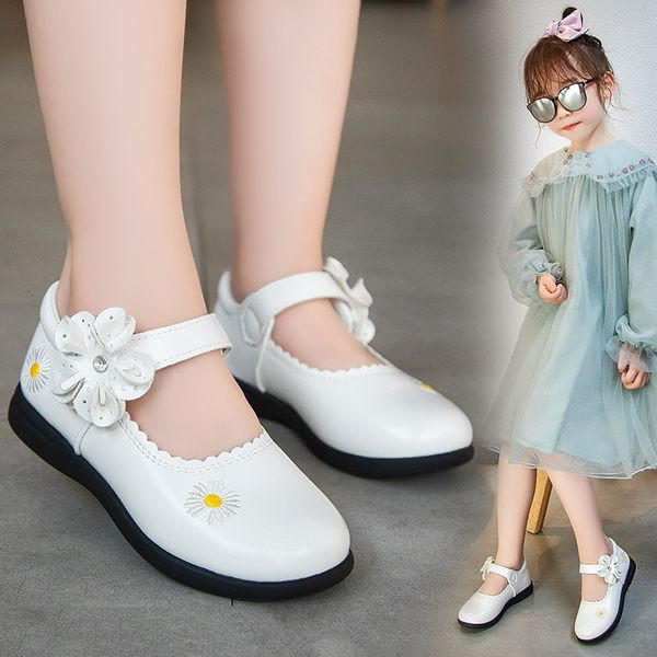 Παιδικά παπούτσια από οικολογικό δέρμα με κέντημα