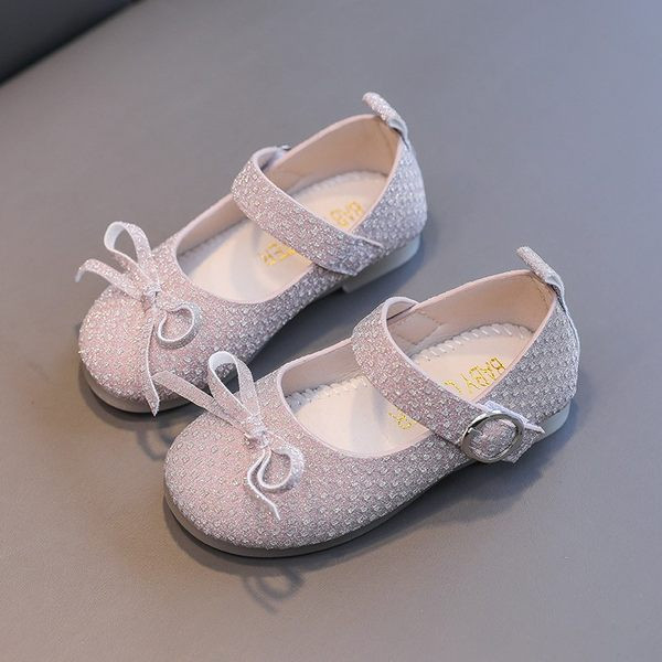 Uus mudel takjakinnituse ja paelaga kingad tüdrukutele