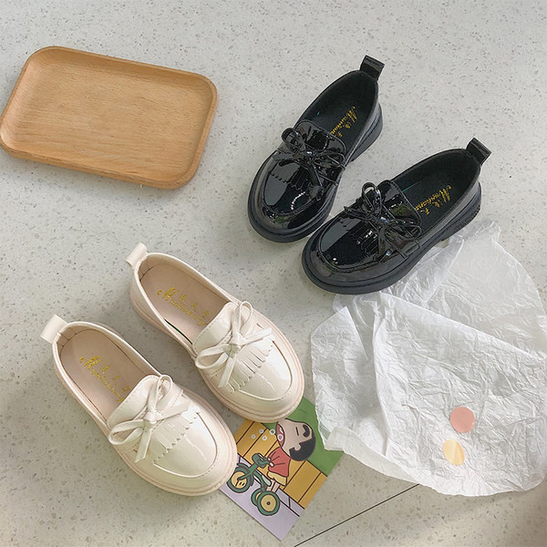 Детски ежедневни обувки с панделка подходящи за момичета