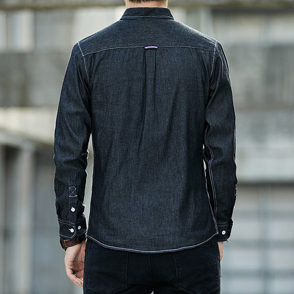 Vīriešu džinsa krekls ar kabatām un pogām