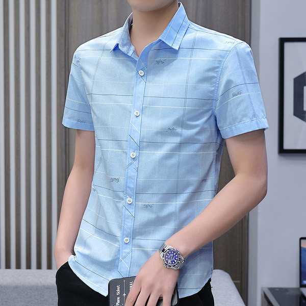 Moodne meeste lühikeste varrukatega särk mitmes värvitoonis